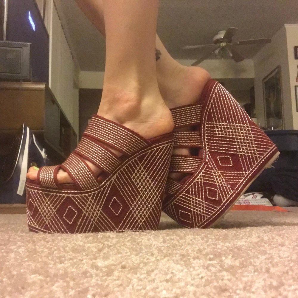 Jeffrey Campbell Red Elizer Platform